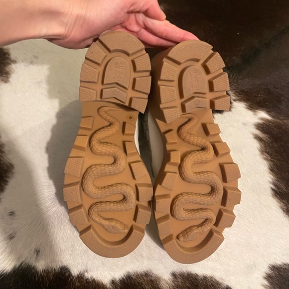 Gucci Lug Boot, like new. Only worn a few times. - Picture 5 of 8